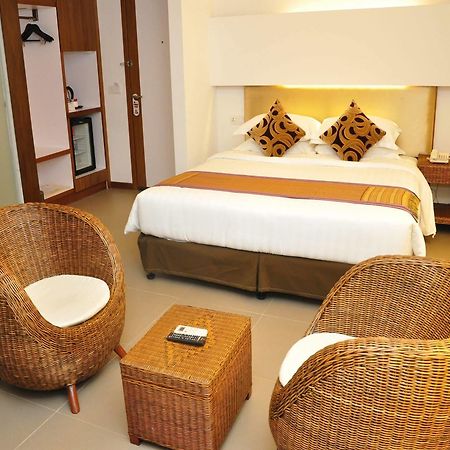 The Rgn City Lodge Yangon Exterior foto