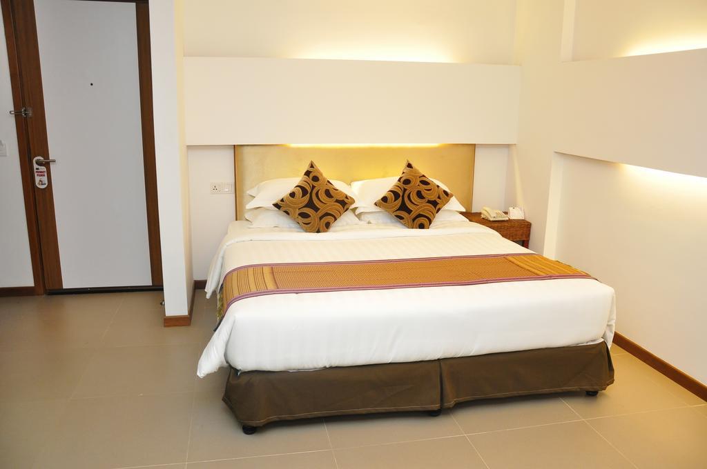 The Rgn City Lodge Yangon Zimmer foto
