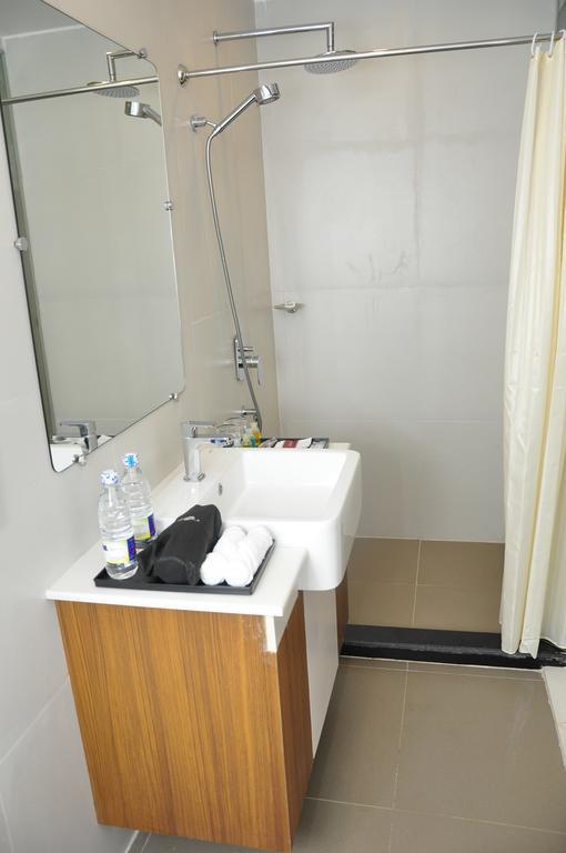 The Rgn City Lodge Yangon Zimmer foto